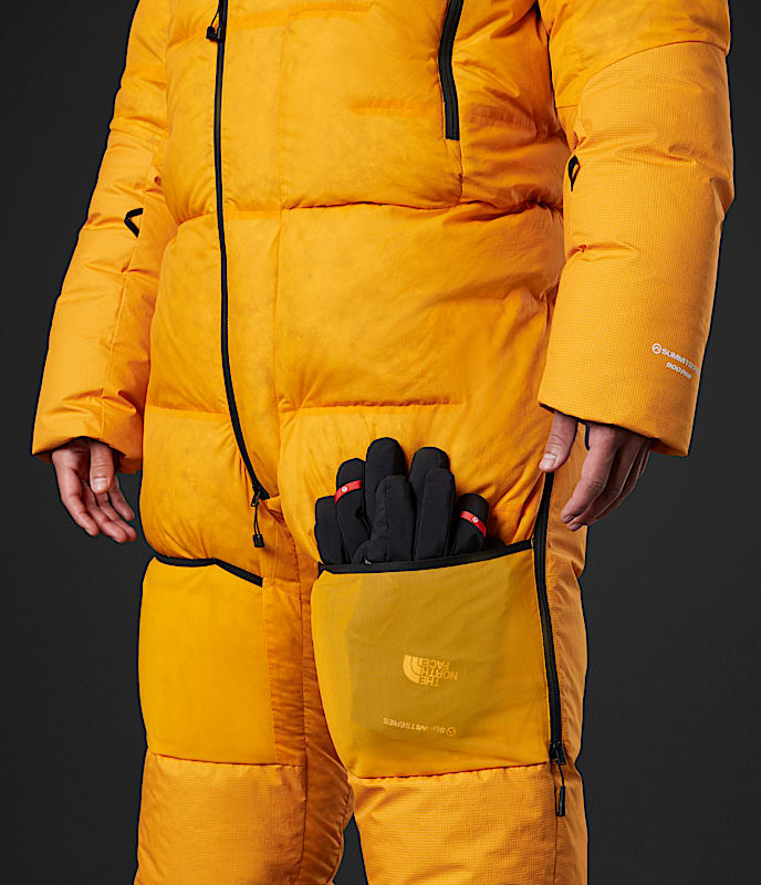 لباس یکسره‌ی مردانه Himalayan Suit از سری Summit برند The North Face